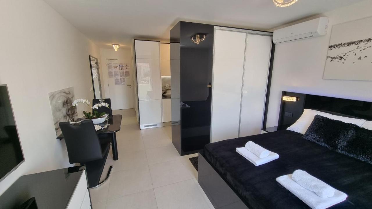Bartol Luxury Apartments Krk Croatia, With Own Hot Tub - Whirlpool Крк Екстер'єр фото