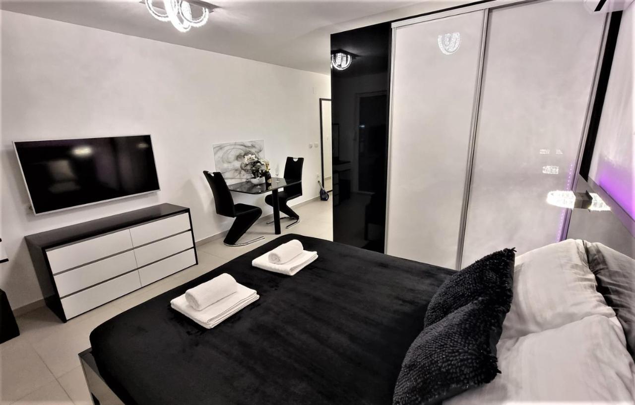 Bartol Luxury Apartments Krk Croatia, With Own Hot Tub - Whirlpool Крк Екстер'єр фото