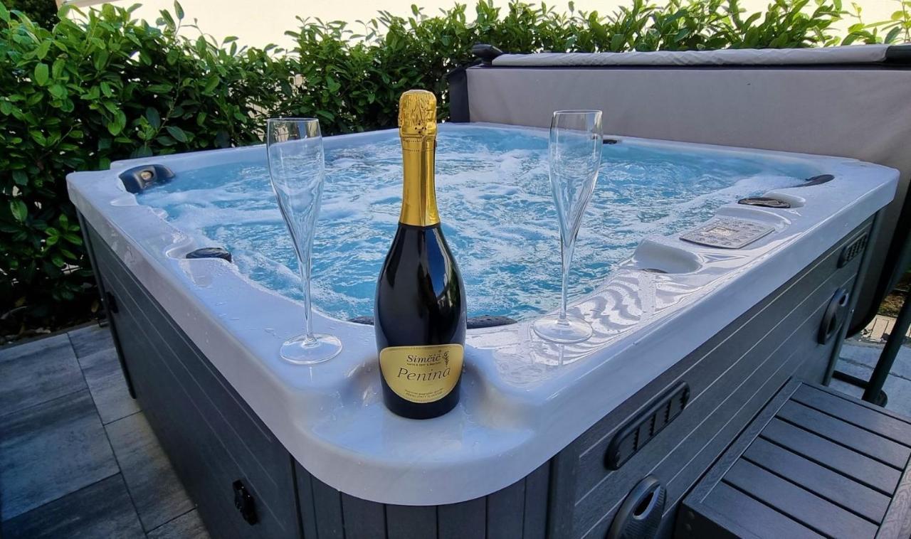Bartol Luxury Apartments Krk Croatia, With Own Hot Tub - Whirlpool Крк Екстер'єр фото