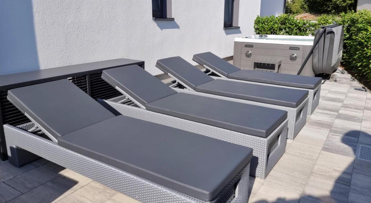Bartol Luxury Apartments Krk Croatia, With Own Hot Tub - Whirlpool Крк Екстер'єр фото