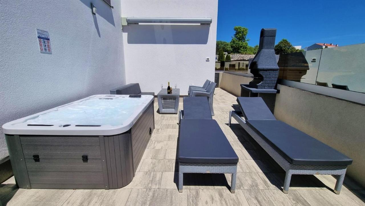 Bartol Luxury Apartments Krk Croatia, With Own Hot Tub - Whirlpool Крк Екстер'єр фото