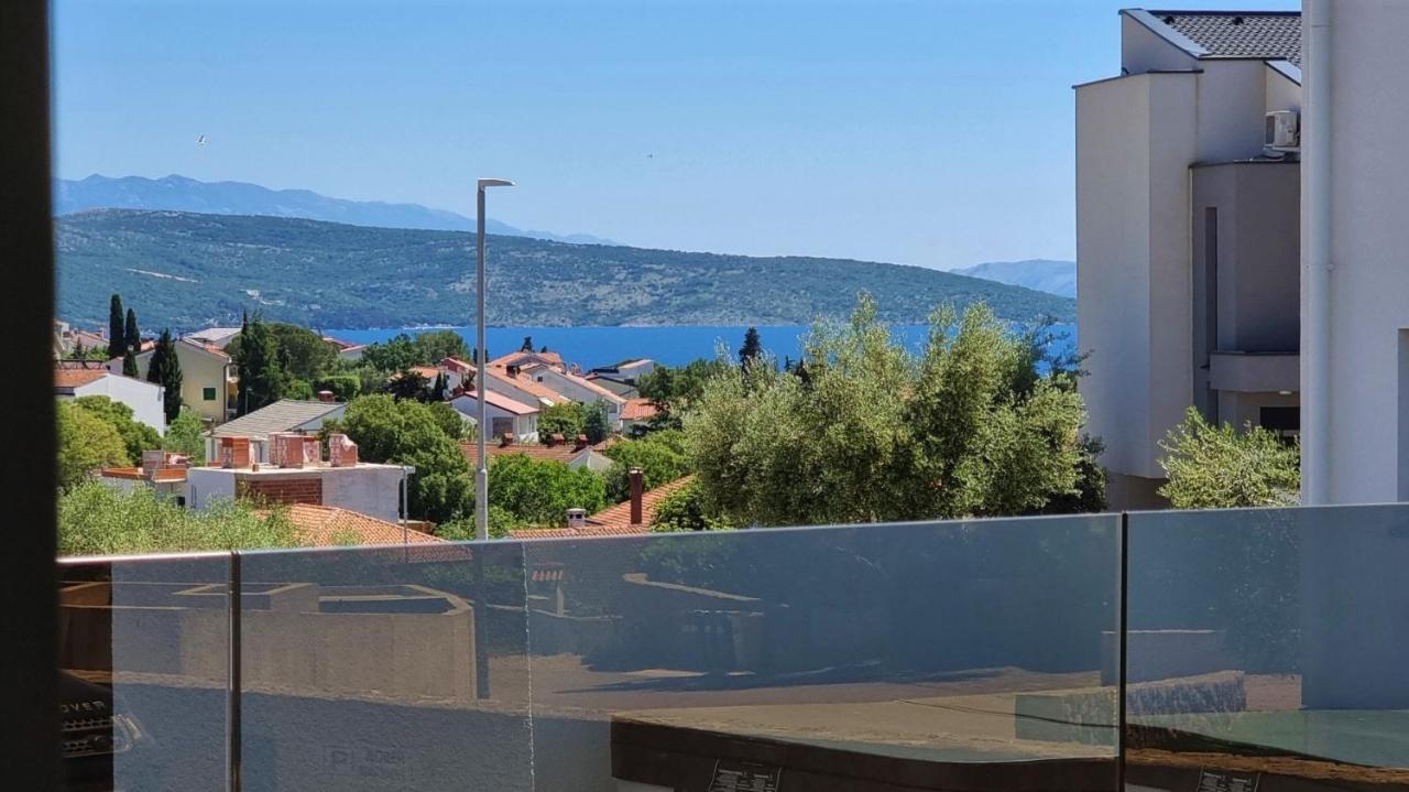 Bartol Luxury Apartments Krk Croatia, With Own Hot Tub - Whirlpool Крк Екстер'єр фото